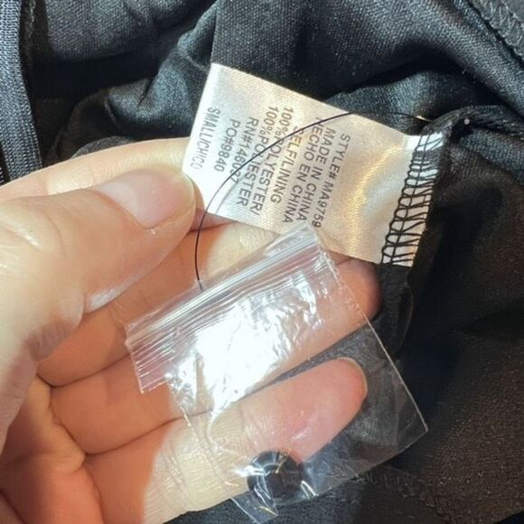 Fashion Nova Women's Dig Deep V Neck Wide Leg Jumpsuit Black Size Small NWT - Picture 10 of 13